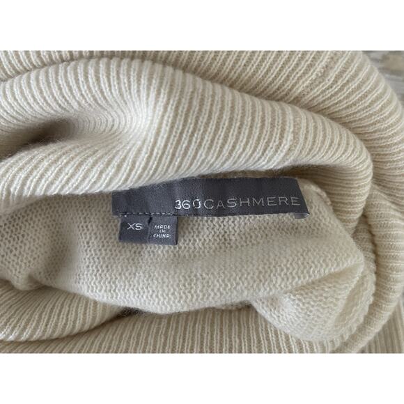 360 Cashmere 100% Ivory Cream Turtleneck Sweater Size XS Oversized - Picture 4 of 4